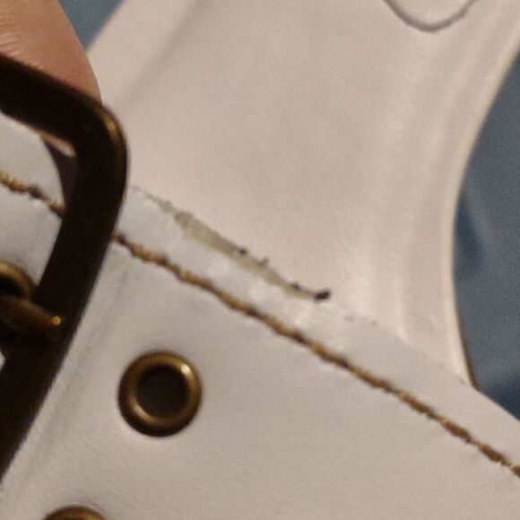 👍 Mia White Sandals Size 7.   A12 - Picture 5 of 5